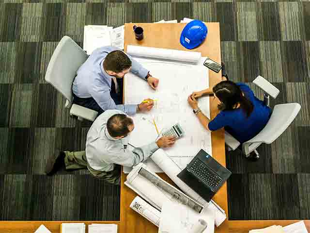 Recrutarea Globală: Cum Să Alegeți Cele Mai Bune Talente din Asia, Africa, Estul Europei și America